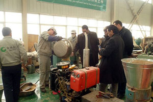 Saudi arabian clients buy diesel pellet machine